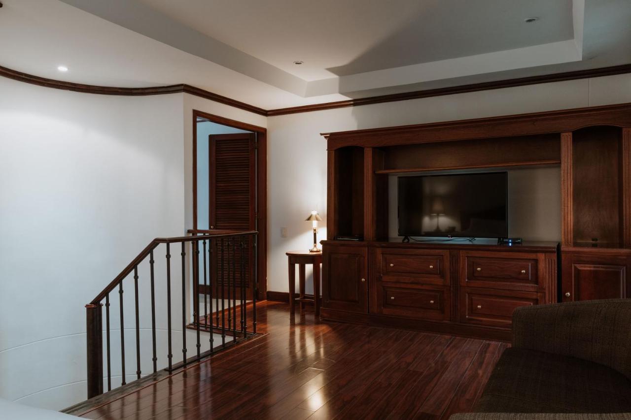 Hotel Park10 เมเดยิน ภายนอก รูปภาพ A 3D rendering of a living room