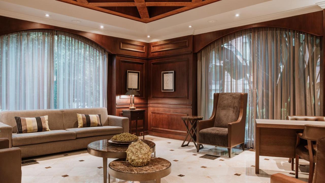Hotel Park10 เมเดยิน ภายนอก รูปภาพ The interior of the club