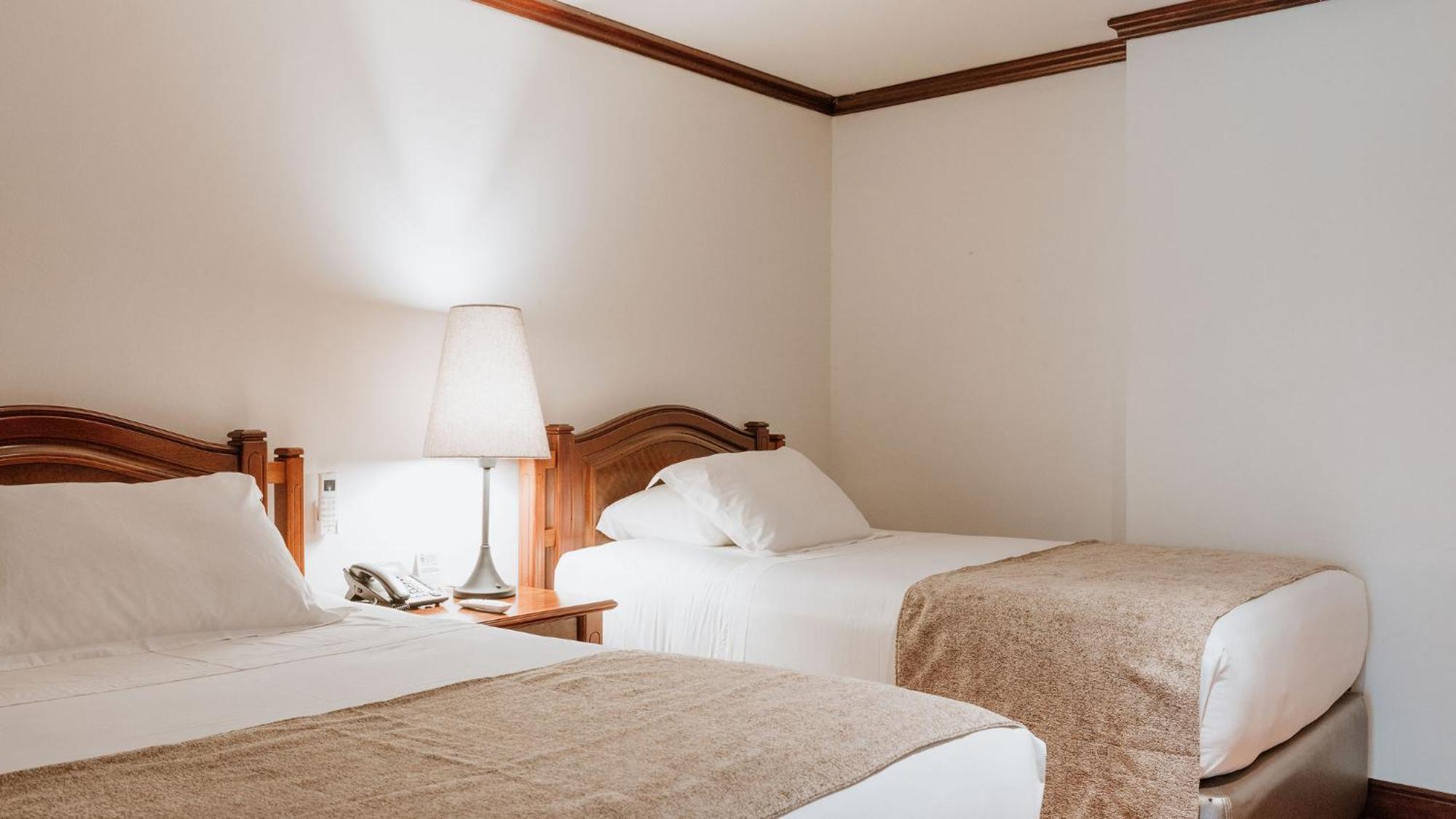 Hotel Park10 เมเดยิน ภายนอก รูปภาพ A room at the hotel