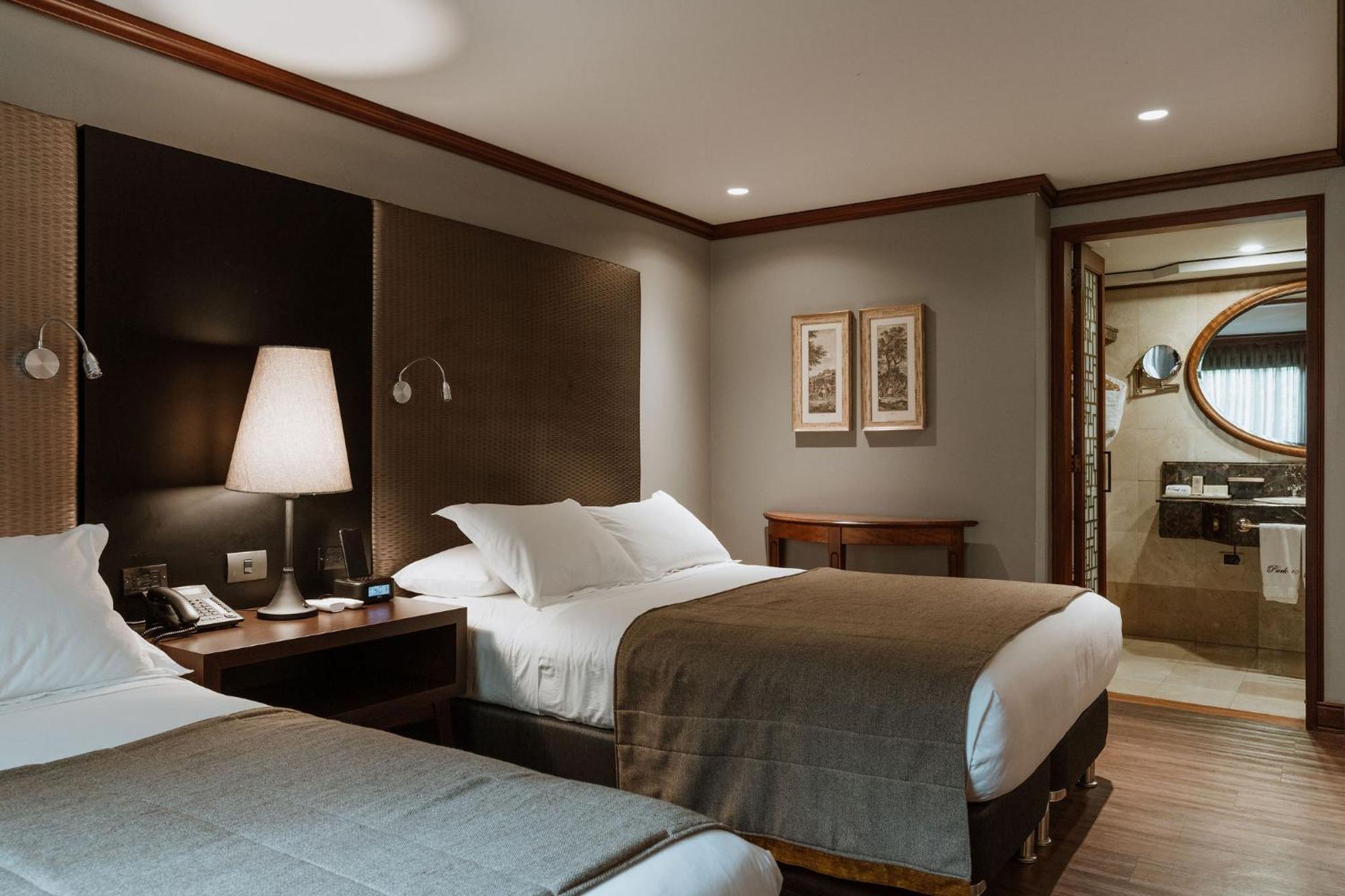 Hotel Park10 เมเดยิน ภายนอก รูปภาพ Deluxe Room